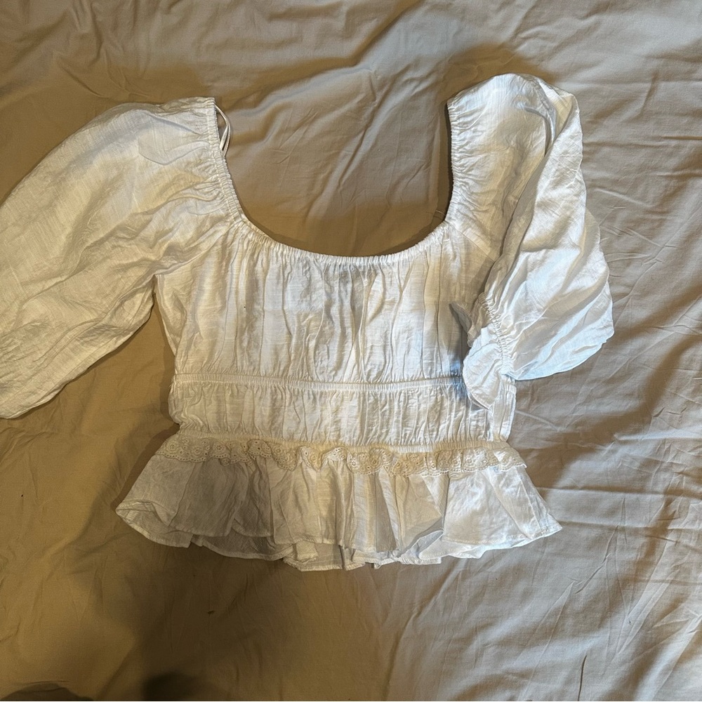 NWOT White Ruffle Cropped Top - Picture 9 of 9